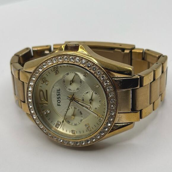 Vintage Gold Fossil Watch - Picture 3 of 4